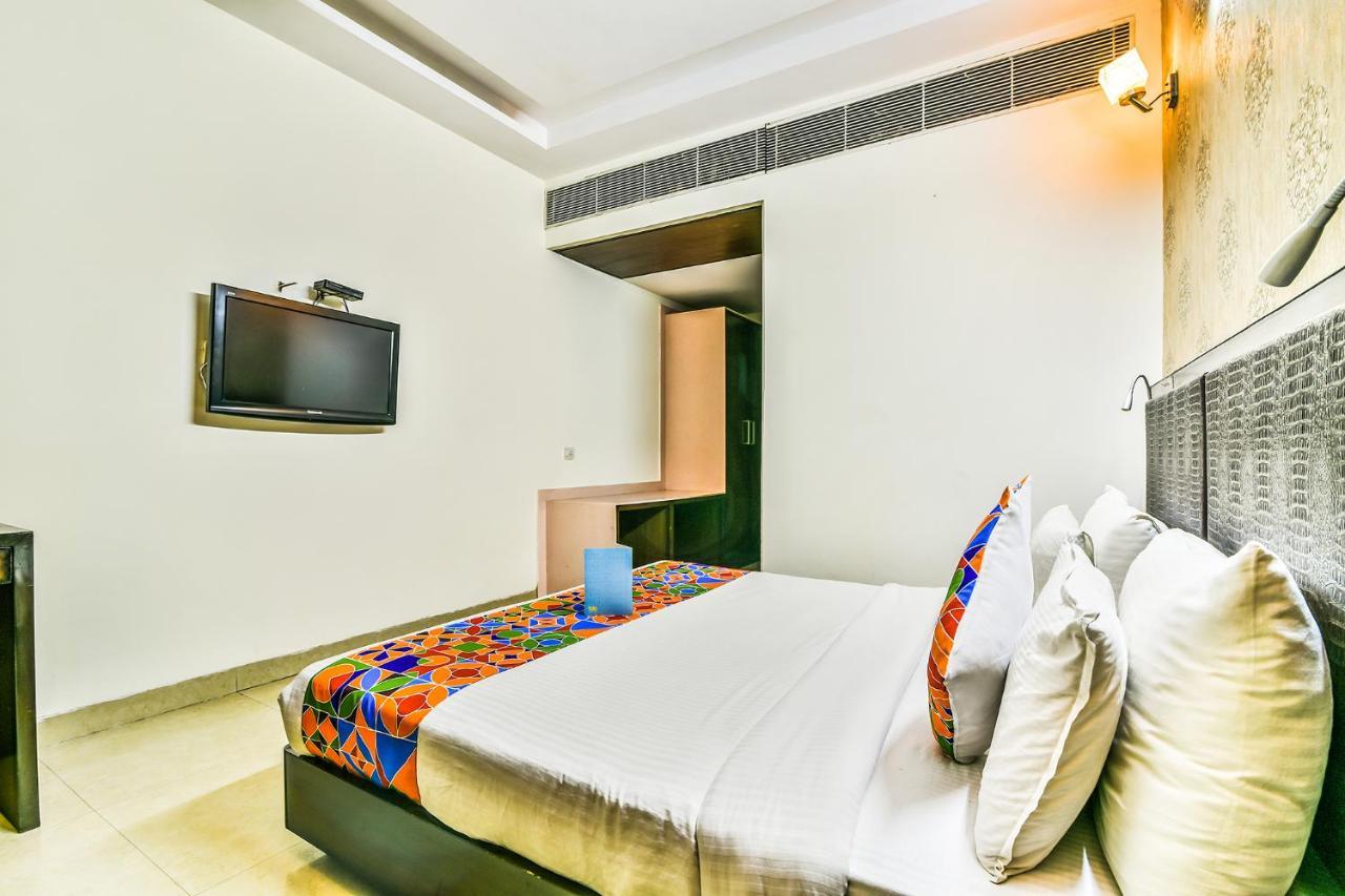 Hotel Alpine Tree New Delhi Ngoại thất bức ảnh